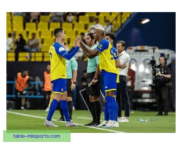 阿姆斯特丹后备队小胜奈梅亨后备队收获关键胜利 阿姆斯特丹后备队小胜奈梅亨后备队收获关键胜利